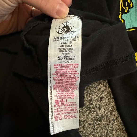 Walt Disney world long sleeve tshirt - Picture 3 of 3